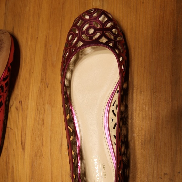 Coach metallic pink flats - would fit size 10 - Picture 7 of 12